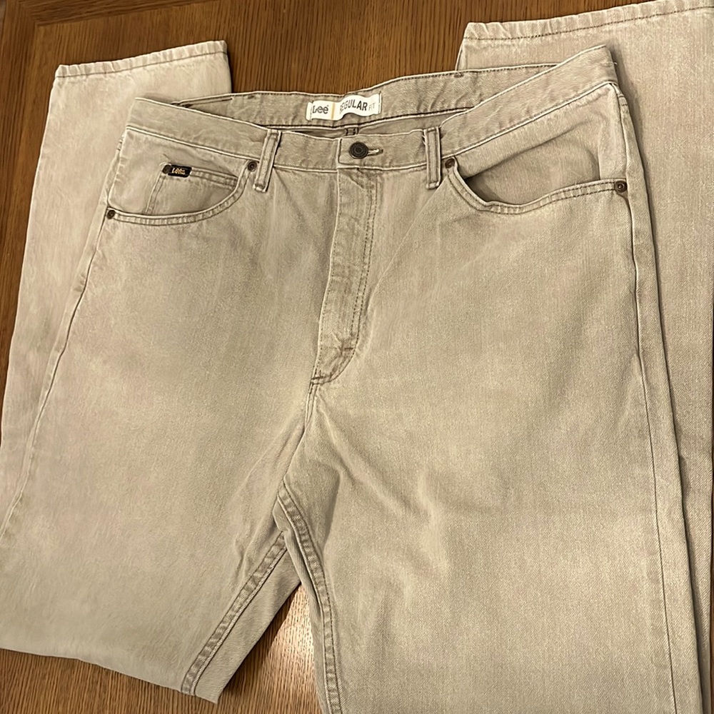 Lee Men’s Tan Regular Fit Straight Leg Jeans